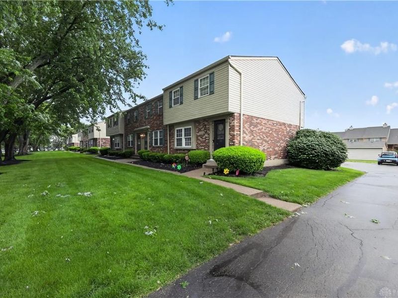 107 Marco Lane, Unit 11, Washington Township, OH 45458 Photo 3