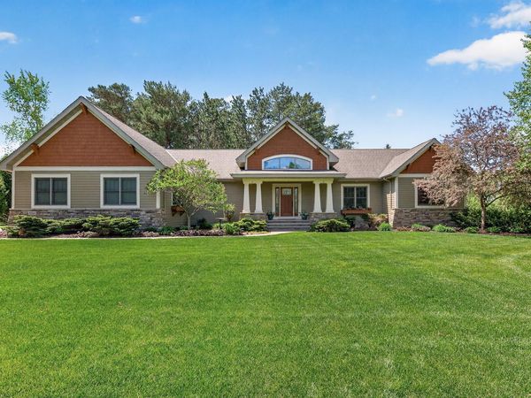 5784 Lily Avenue N, Lake Elmo, MN 55042