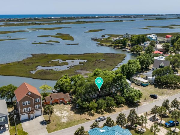 470 Little Kinston Road, Surf City, NC 28445