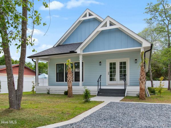 106 NW 23rd Street, Oak Island, NC 28465