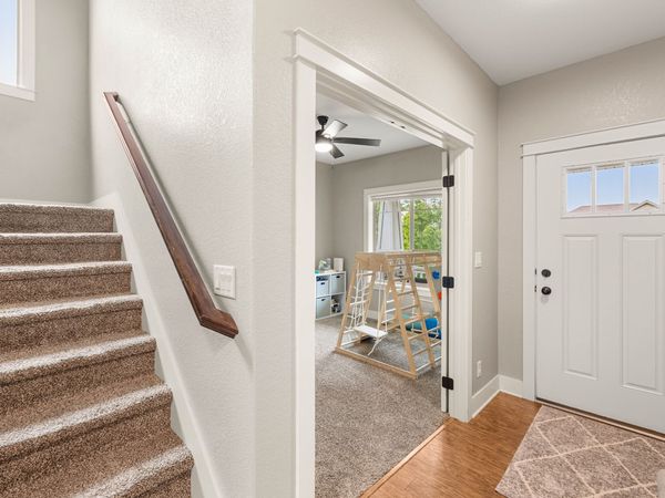 9324 Sugar Creek Circle, West Des Moines, IA 50266