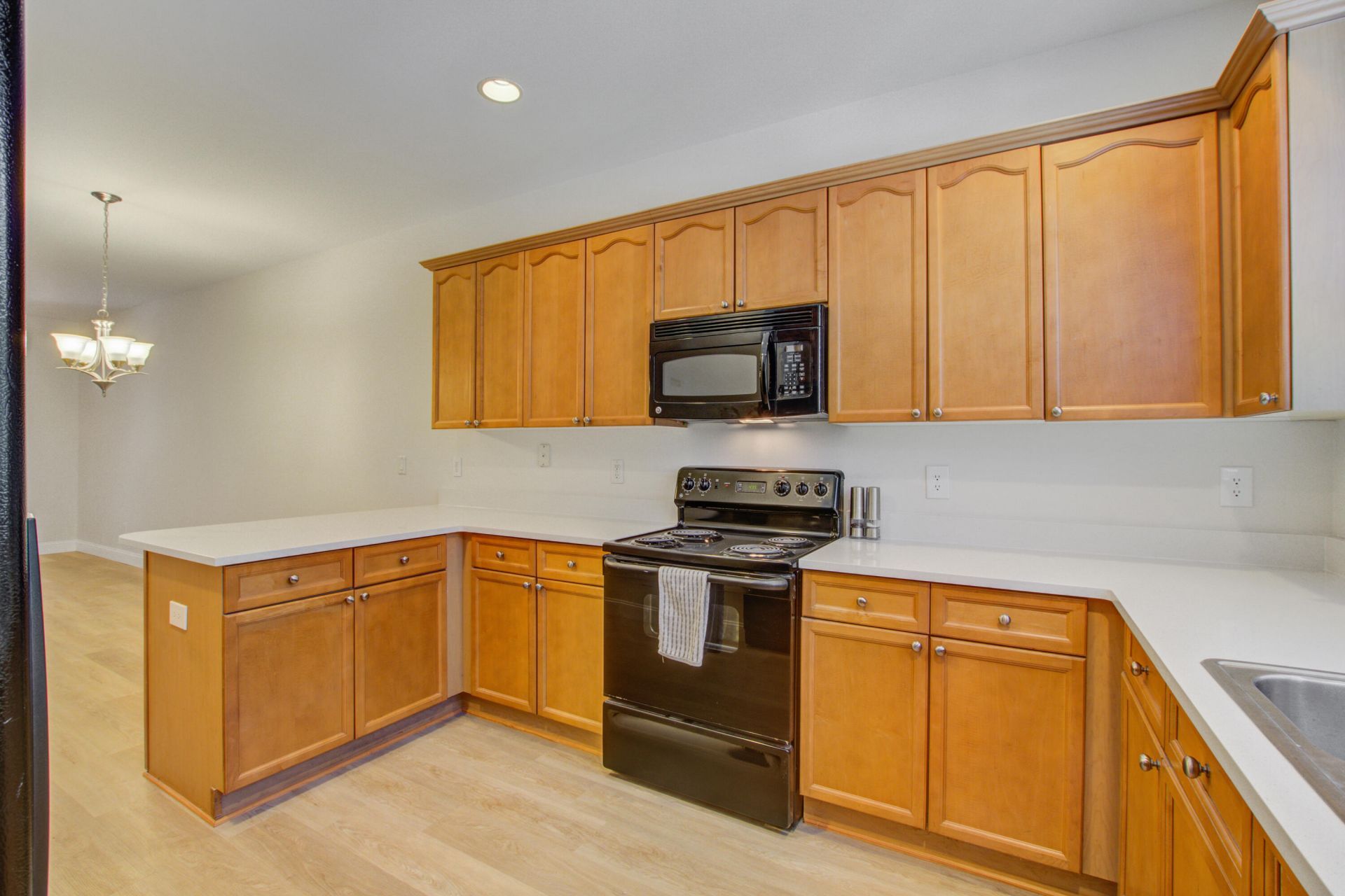 4628 N Palm View Circle Photo 11
