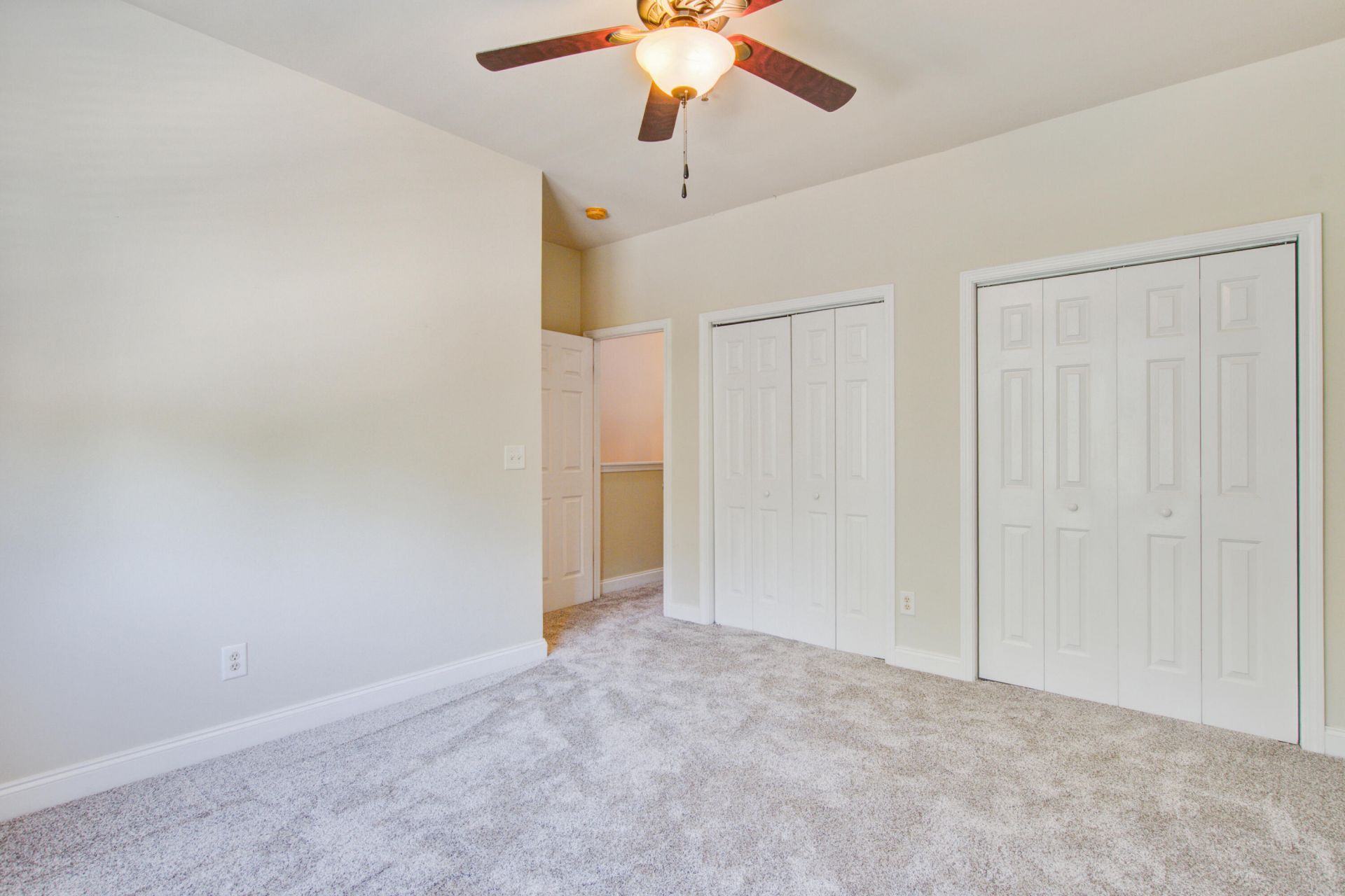 4628 N Palm View Circle Photo 19
