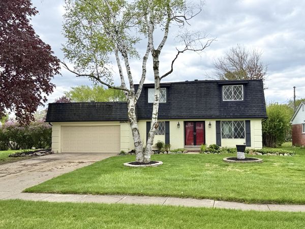 18175 Rainbow Drive, Lathrup Village, MI 48076