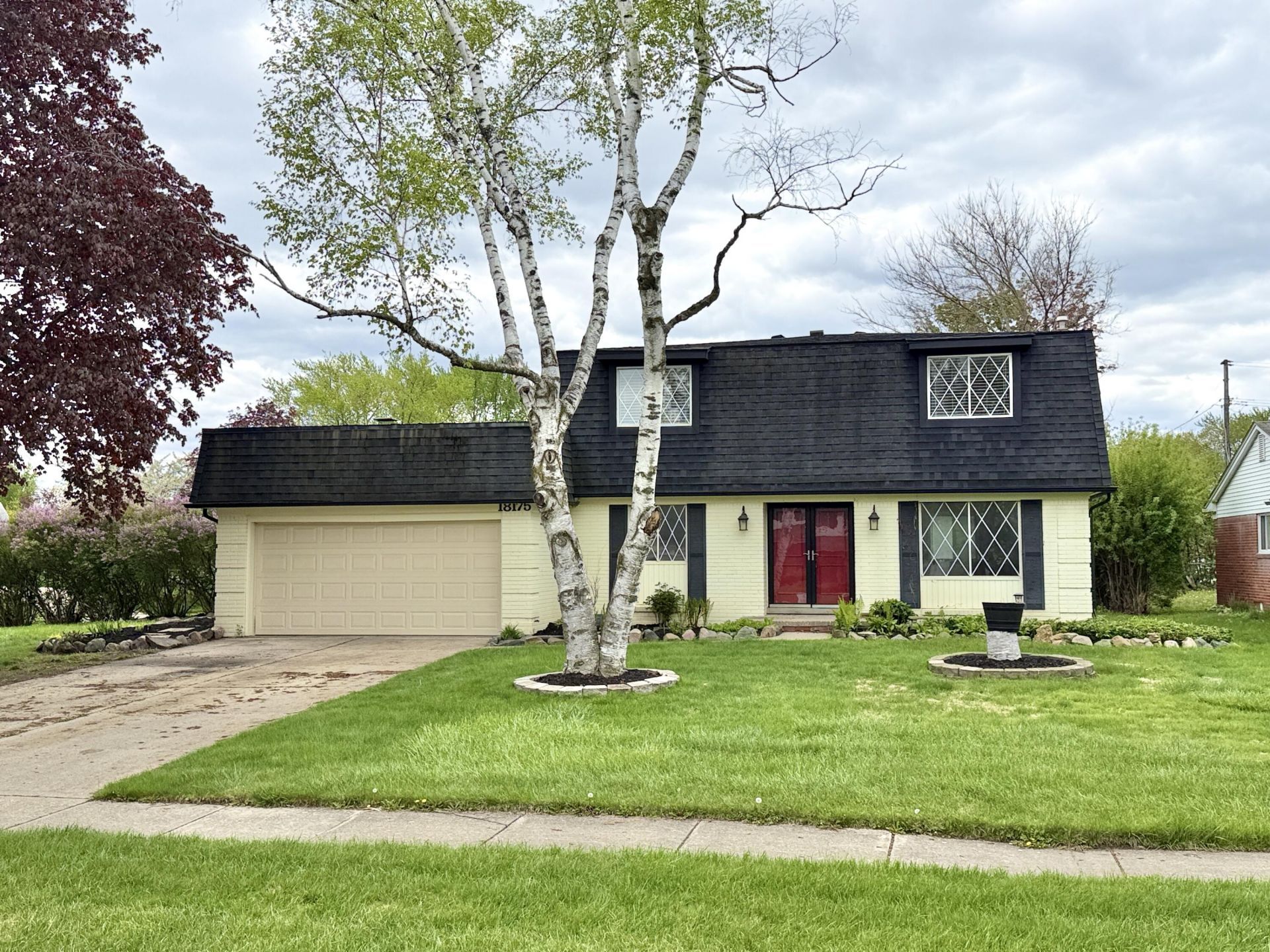 18175 Rainbow Drive, Lathrup Village, MI 48076 Main Photo