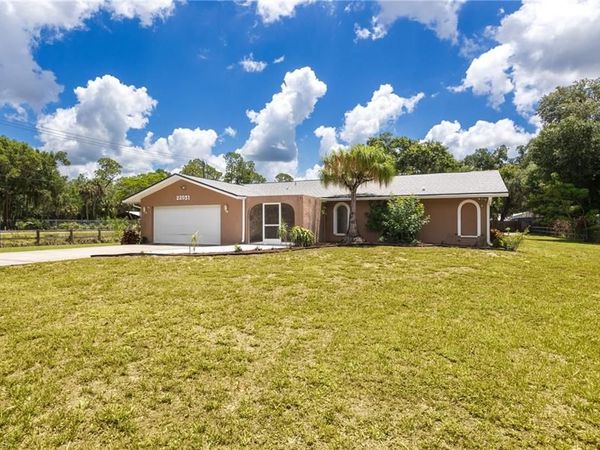 22031 Edwards DR, ALVA, FL 33920