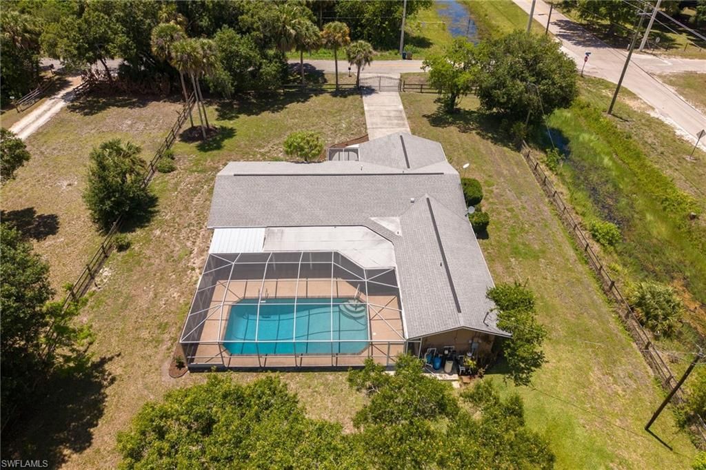 22031 Edwards Dr, Alva, FL 33920 Photo