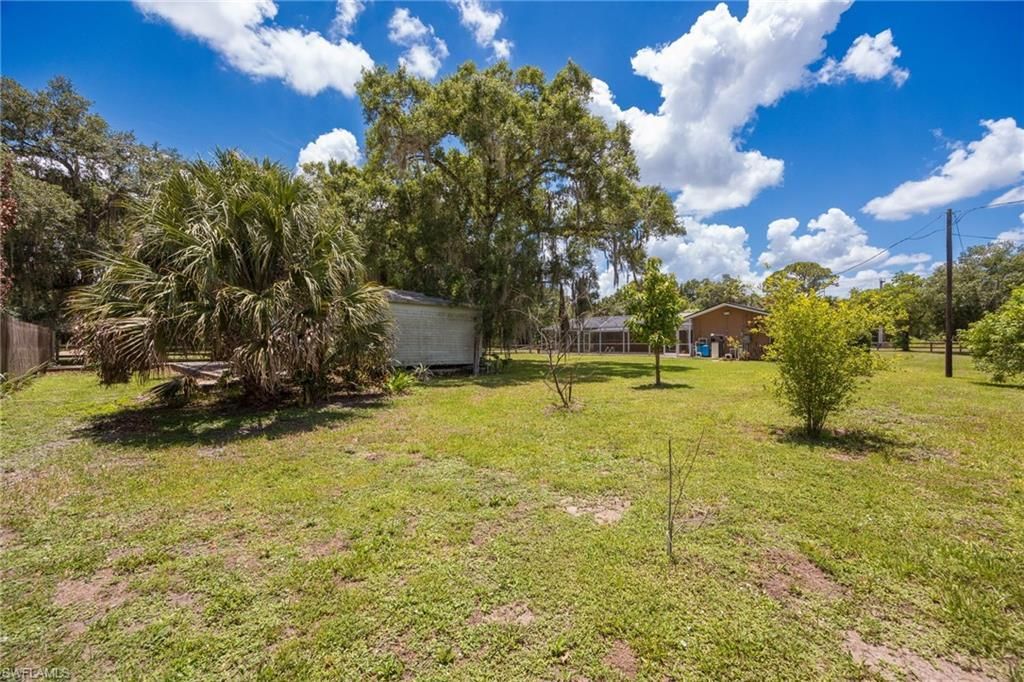 22031 Edwards Dr, Alva, FL 33920 Photo