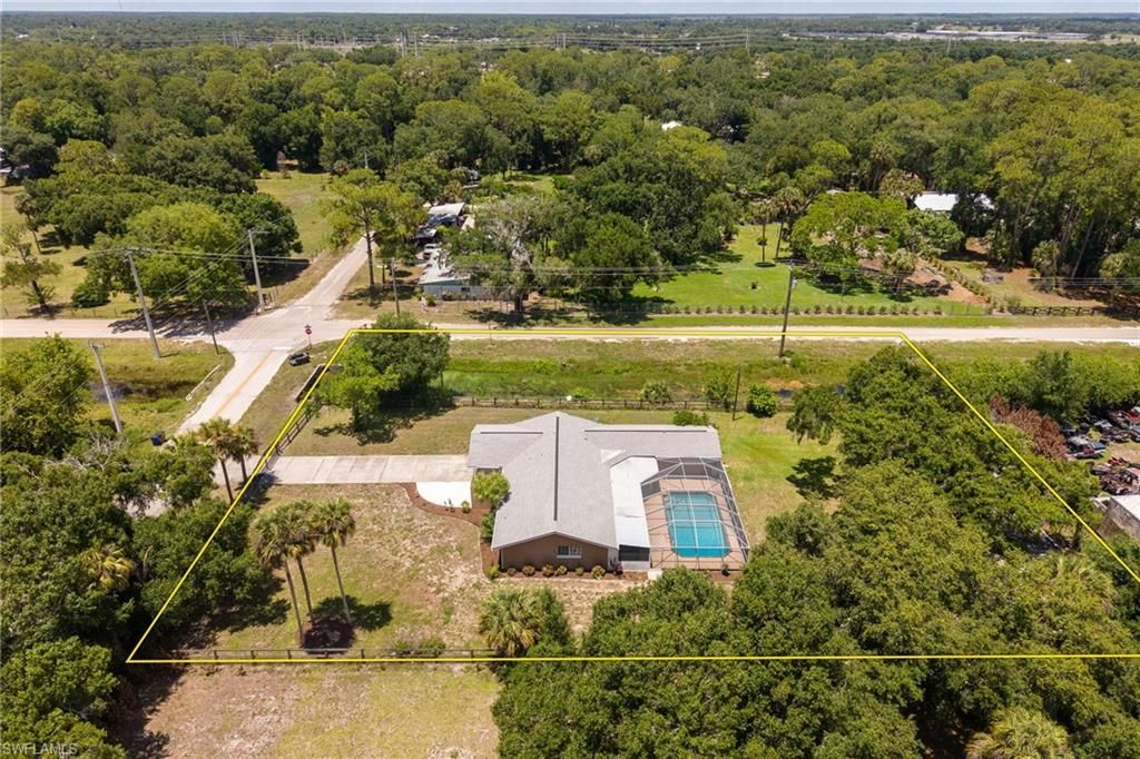 22031 Edwards Dr, Alva, FL 33920 Photo