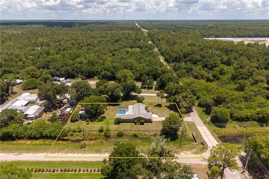 22031 Edwards Dr, Alva, FL 33920 Photo