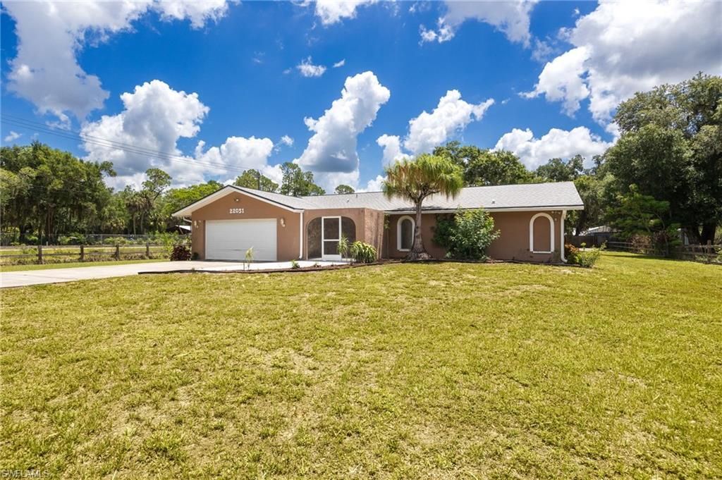 22031 Edwards Dr, Alva, FL 33920 Photo