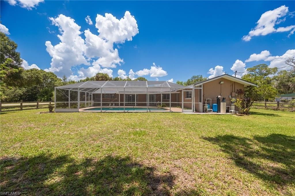 22031 Edwards Dr, Alva, FL 33920 Photo