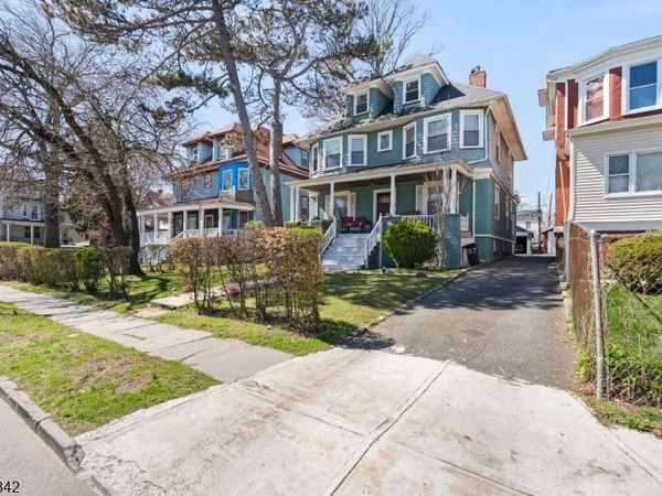 137 S Burnet St, Unit 3, East Orange, NJ 07018