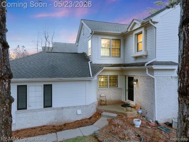 7632 Danbury Circle Circle, West Bloomfield Twp, MI 48322