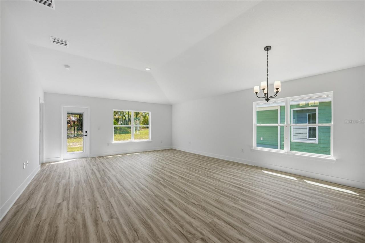 2618 SW 250th Terrace , Newberry, FL 32669 Photo