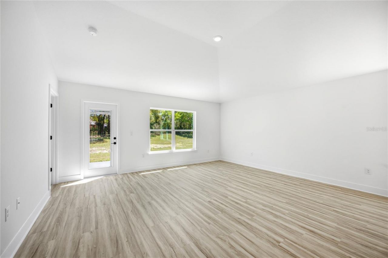 2618 SW 250th Terrace , Newberry, FL 32669 Photo