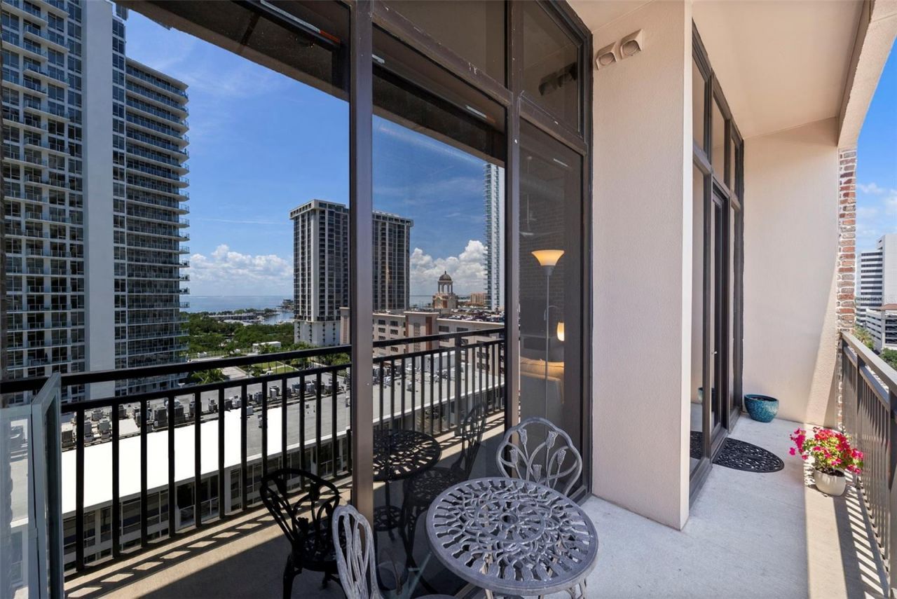175 2nd Street S, Unit 1007, Saint Petersburg, FL 33701 Photo