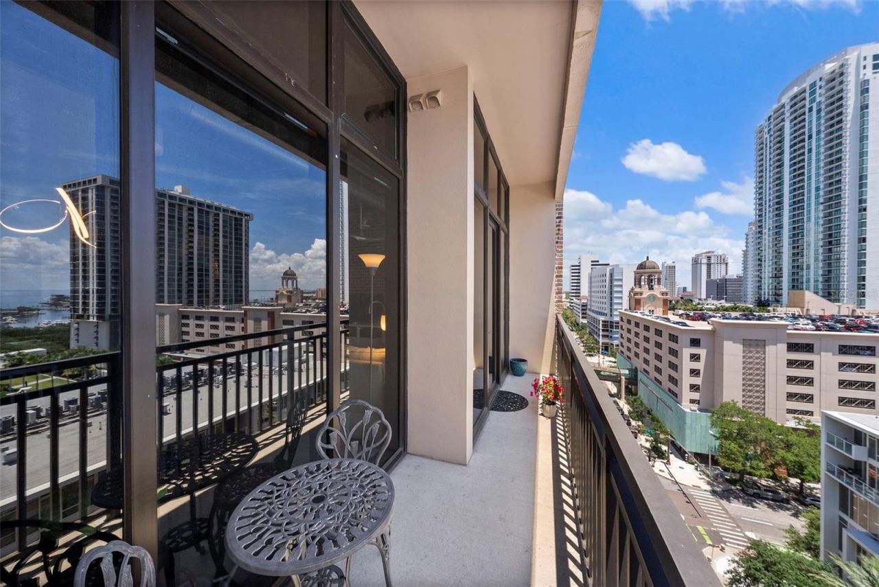 175 2nd Street S, Unit 1007, Saint Petersburg, FL 33701 Photo