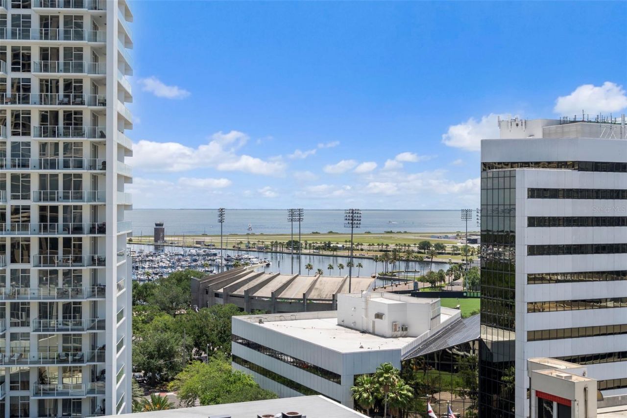 175 2nd Street S, Unit 1007, Saint Petersburg, FL 33701 Photo