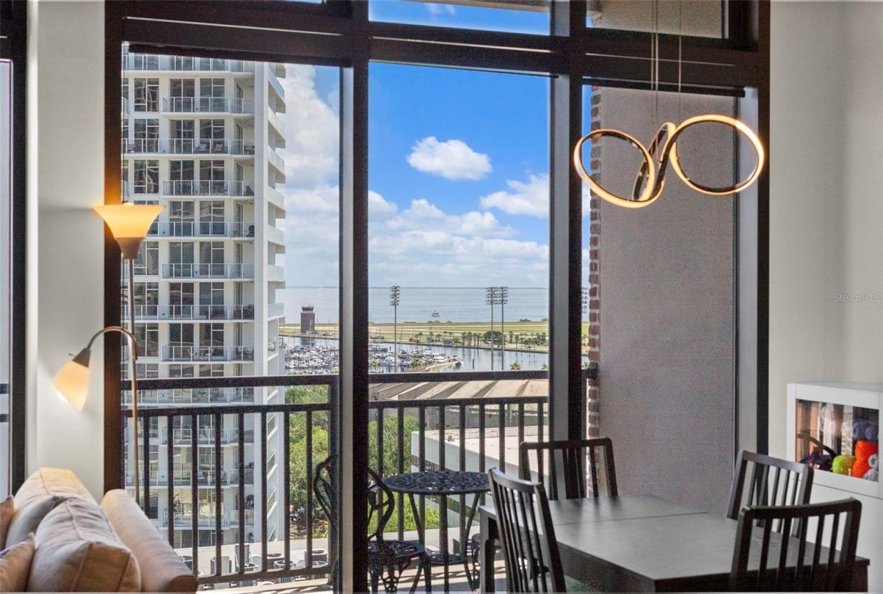 175 2nd Street S, Unit 1007, Saint Petersburg, FL 33701 Photo