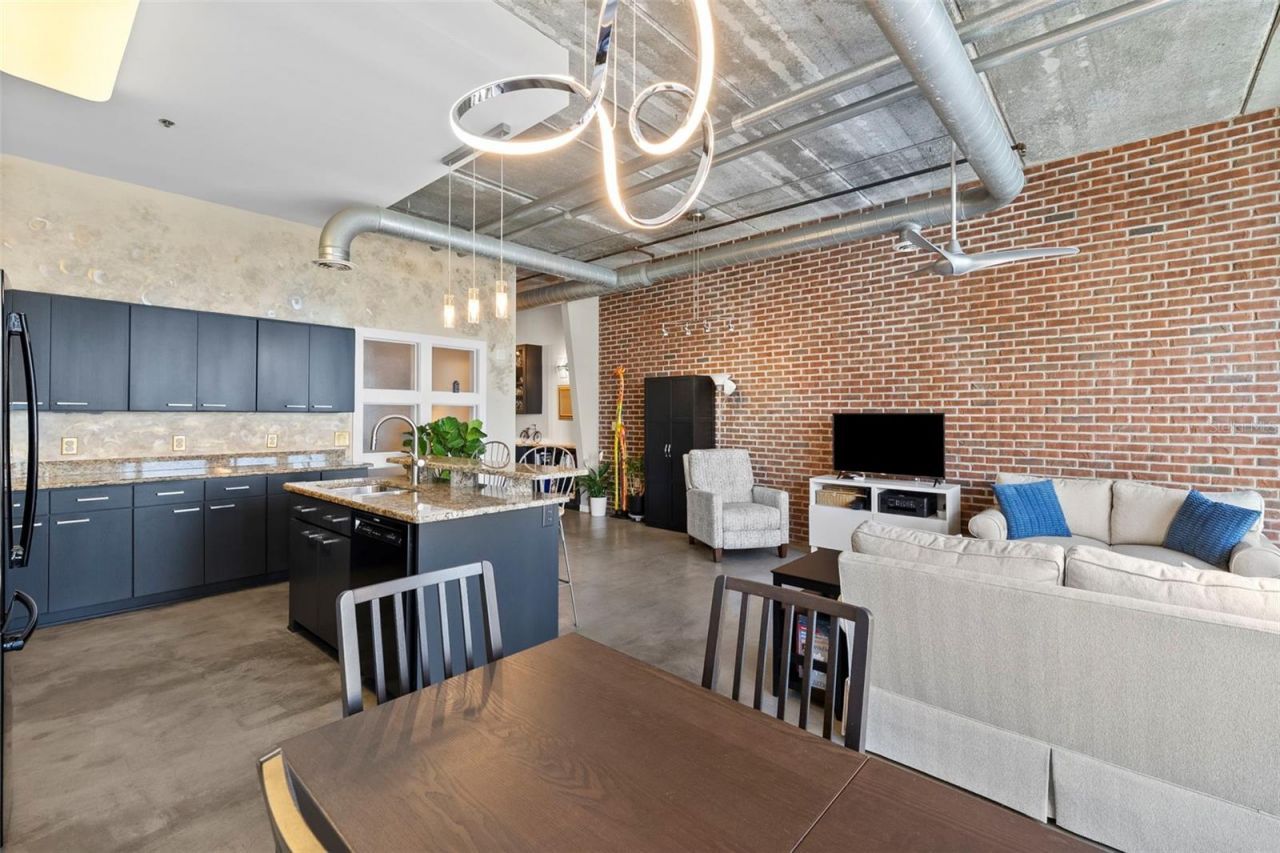 175 2nd Street S, Unit 1007, Saint Petersburg, FL 33701 Photo