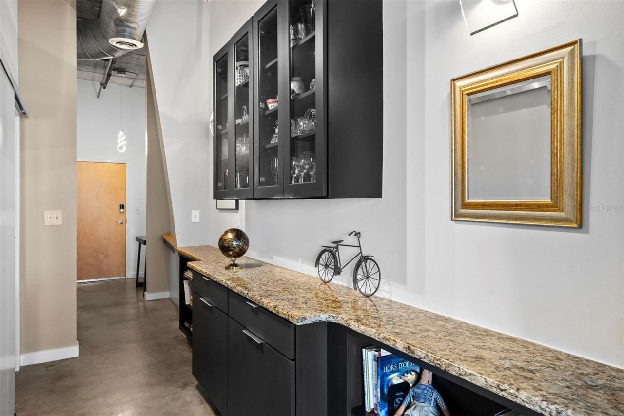 175 2nd Street S, Unit 1007, Saint Petersburg, FL 33701 Photo