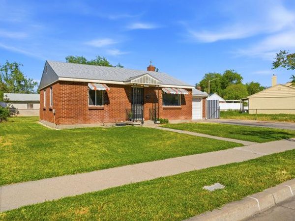1131 S REDWOOD DR W, Salt Lake City, UT 84104