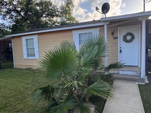 1819 Madrid St, San Antonio, TX 78237
