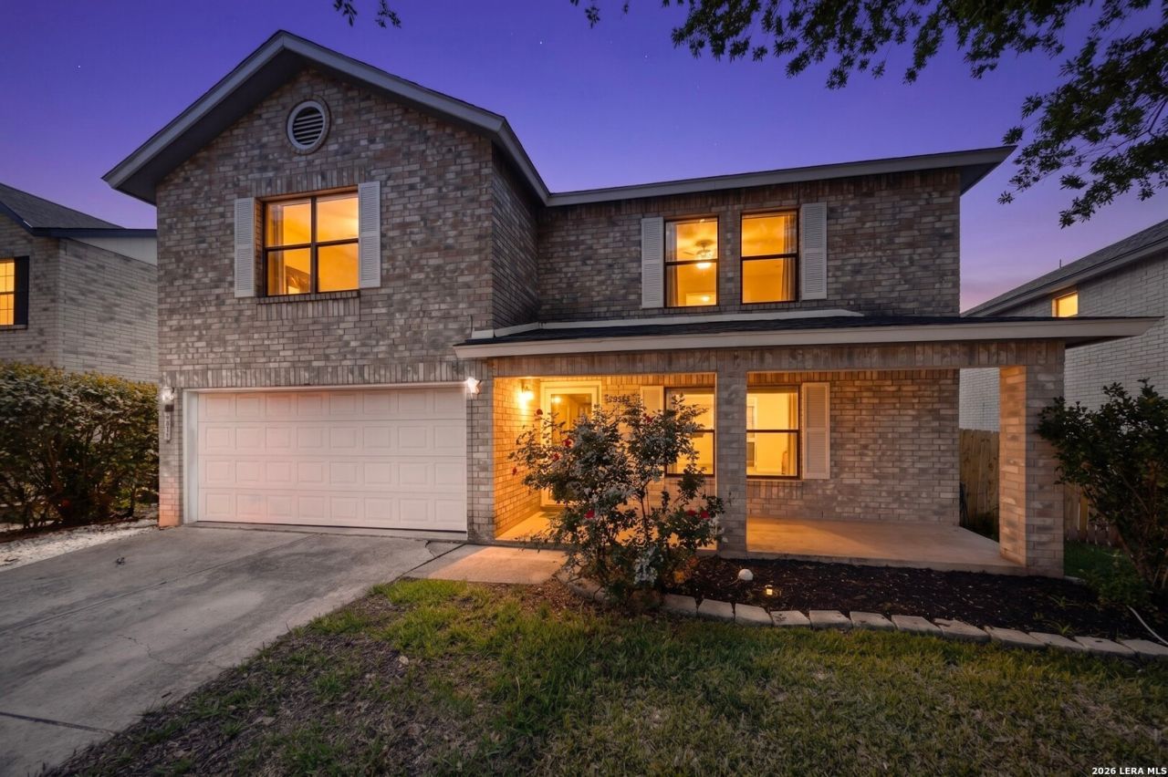 8038 Manderly Pl, Converse, TX 78109 Main Photo