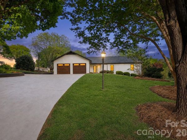 3730 Club House Drive NE, Conover, NC 28613