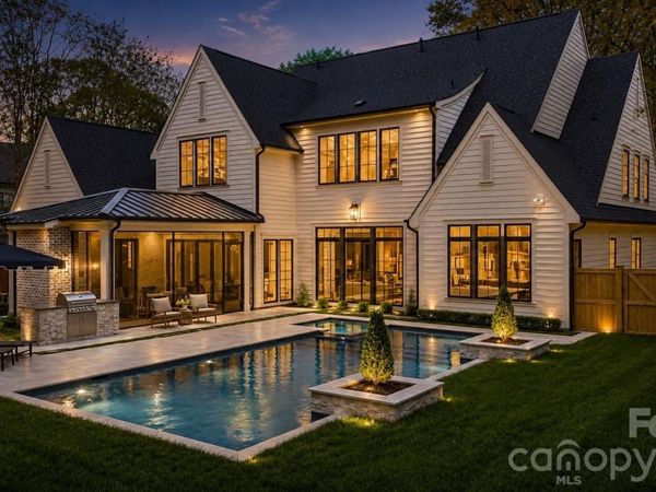 3028 Eastham Lane, Charlotte, NC 28209
