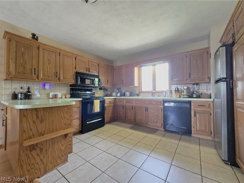 9714 Krabill Road, Sterling, OH 44276 Photo 11