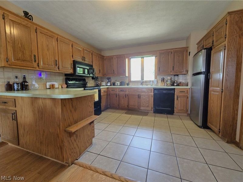 9714 Krabill Road, Sterling, OH 44276 Photo 12