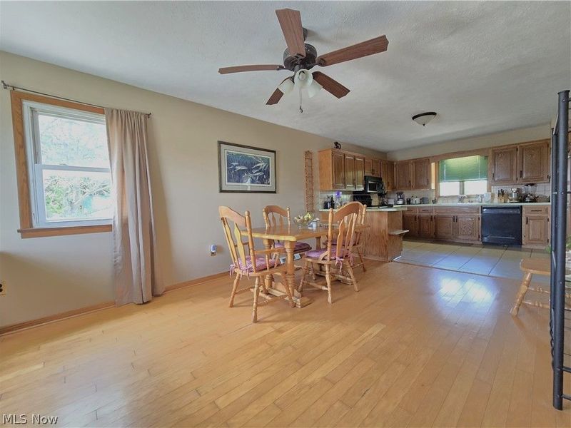 9714 Krabill Road, Sterling, OH 44276 Photo 13
