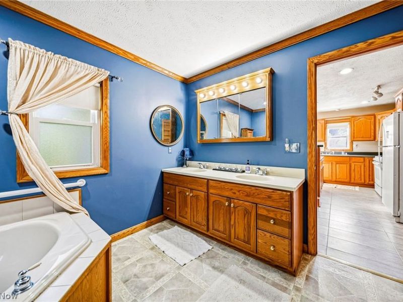 1050 Lake Road, Conneaut, OH 44030 Photo 19