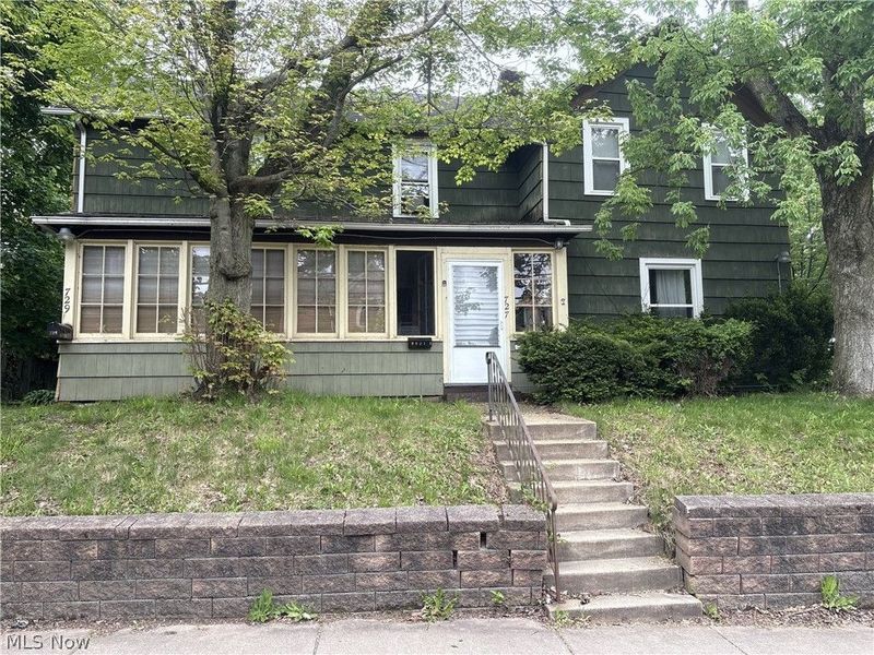 727 Wooster Road N, Barberton, OH 44203 Photo 2