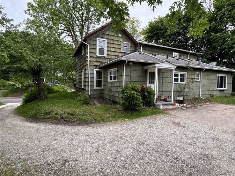 727 Wooster Road N, Barberton, OH 44203 Photo 3