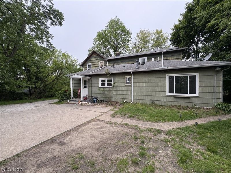 727 Wooster Road N, Barberton, OH 44203 Photo 6