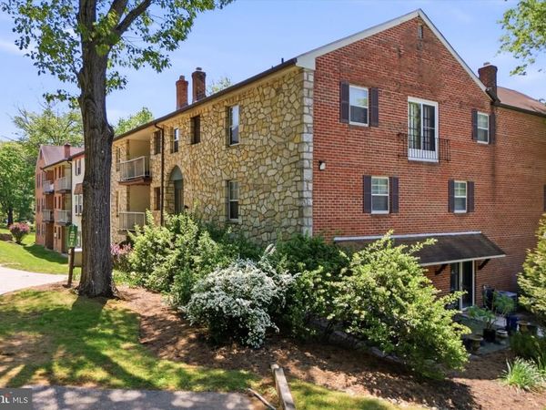 71 DRUMMERS LANE , WAYNE, PA 19087