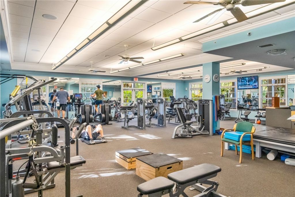 1215 Winding Oaks Circle E, Unit 403, Vero Beach, FL 32963 Photo