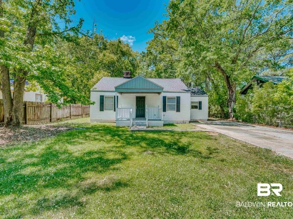 1302 WINDSOR Avenue, Mobile, AL 36605