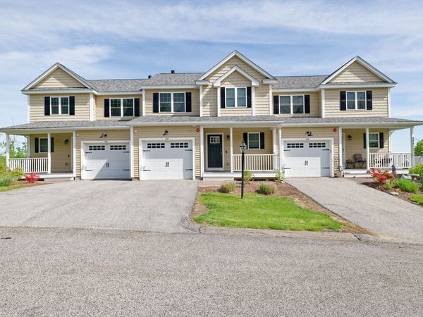 1204 Hazelwood Way, Unit 1204, Clinton, MA 01510