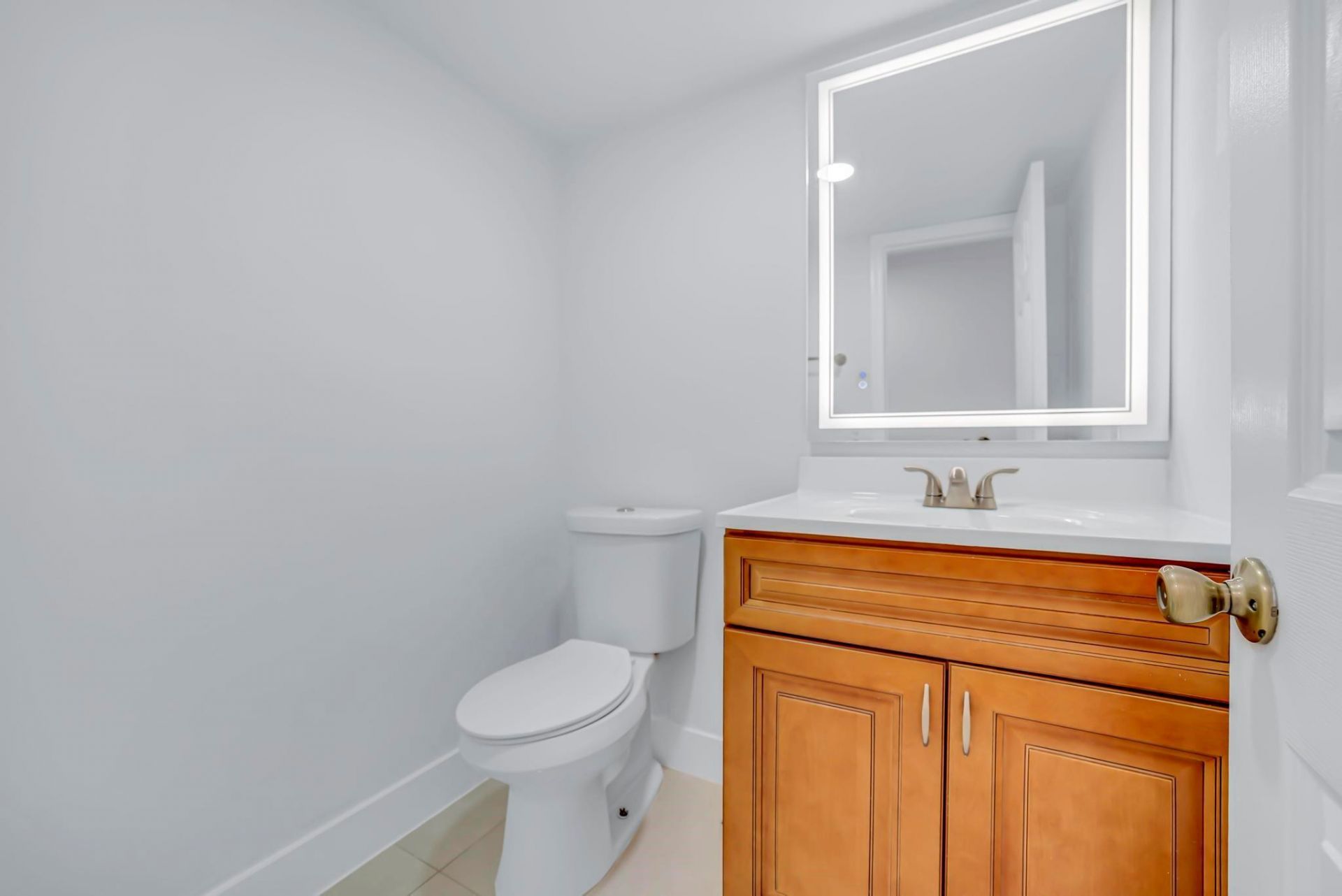 9240 Fontainebleau Boulevard, Unit 505, Miami, FL 33172 Photo