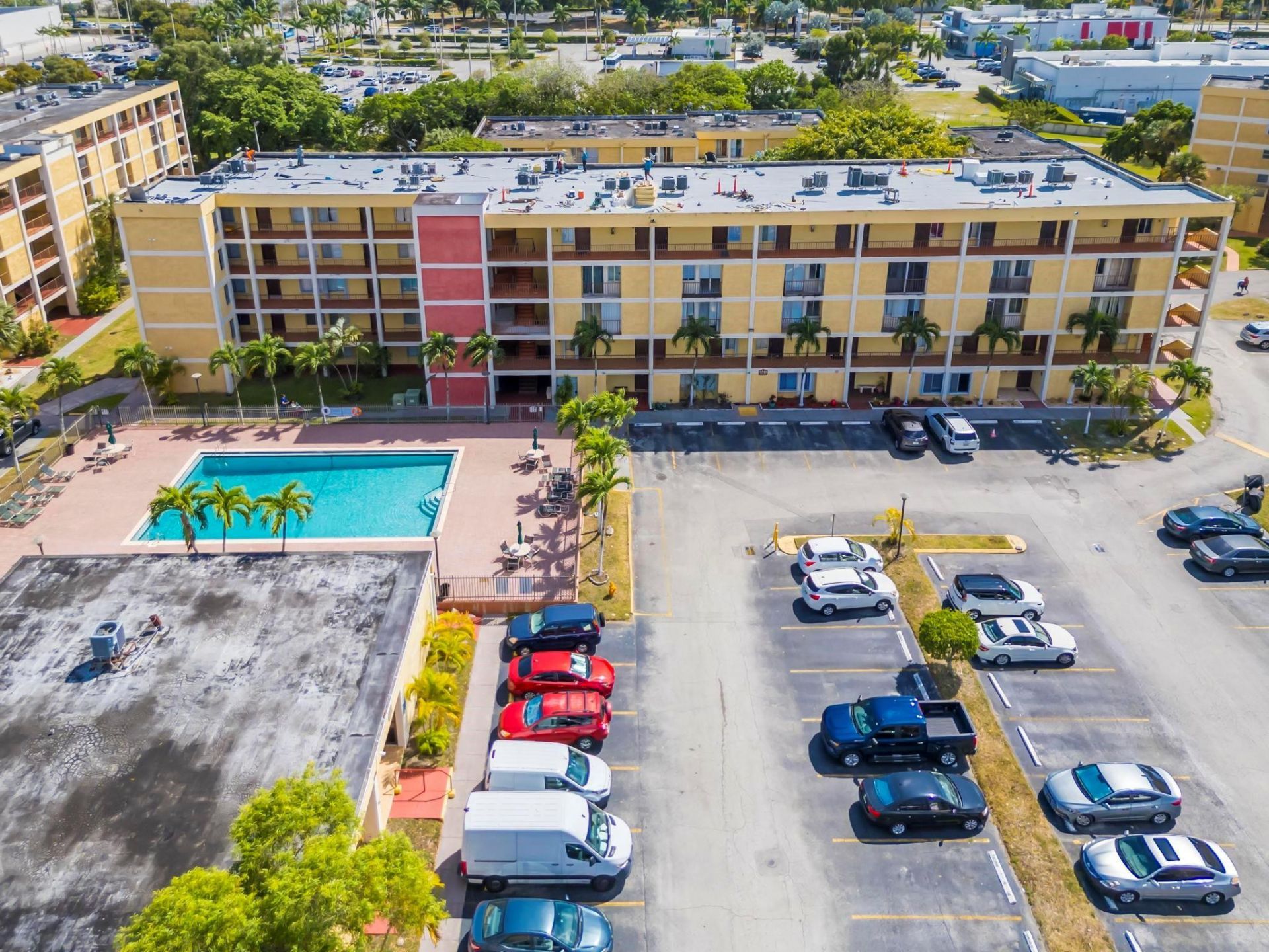 9240 Fontainebleau Boulevard, Unit 505, Miami, FL 33172 Photo