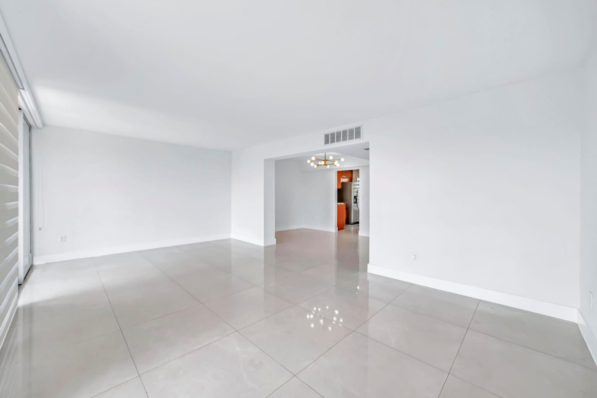 9240 Fontainebleau Boulevard, Unit 505, Miami, FL 33172 Photo