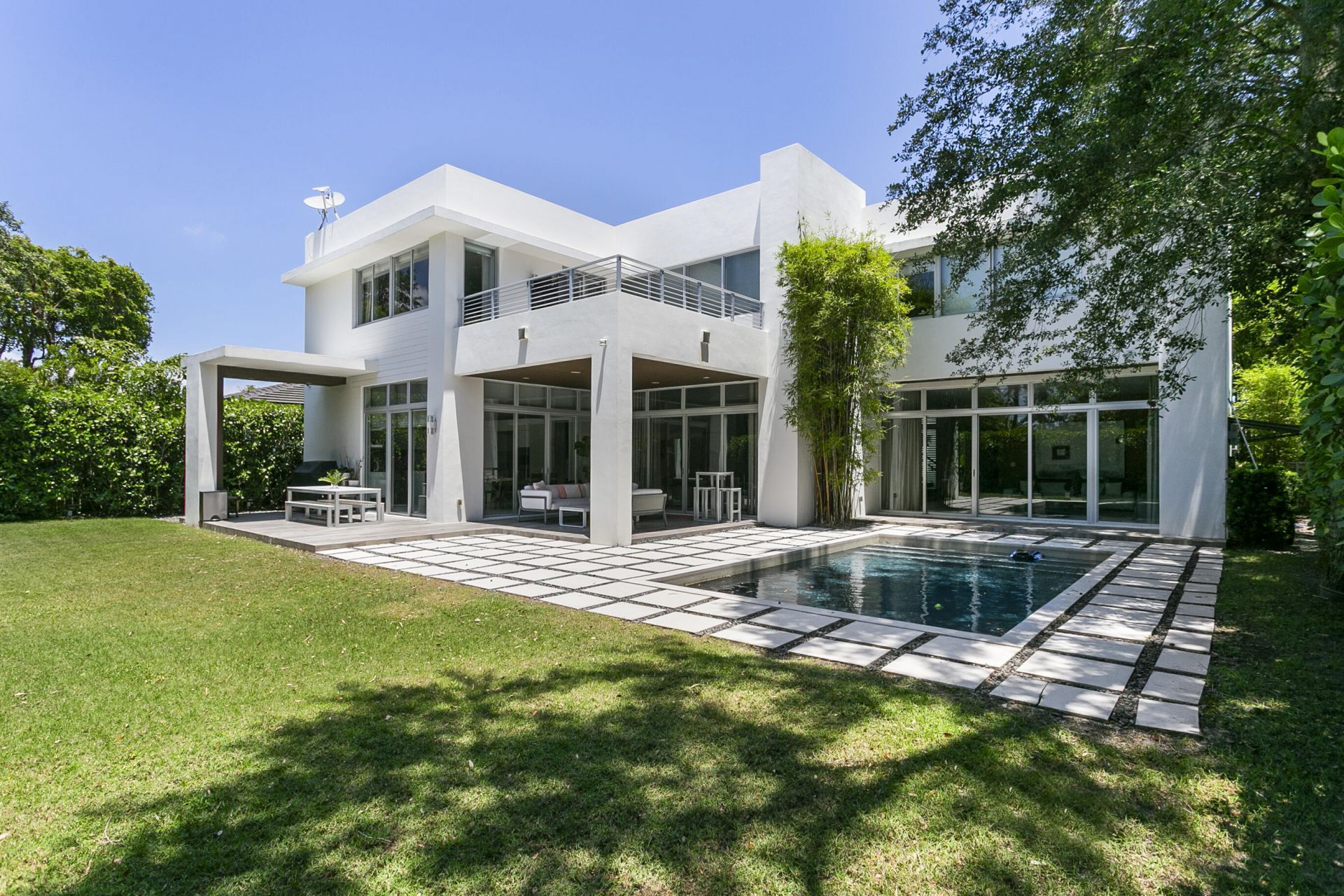 7700 SW 53rd Court, Miami, FL 33143 Photo