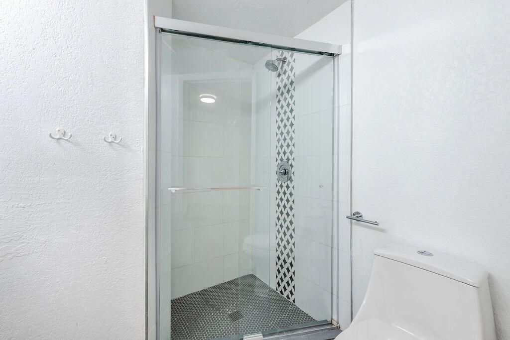 8050 Severn Drive, Unit C, Boca Raton, FL 33433 Photo