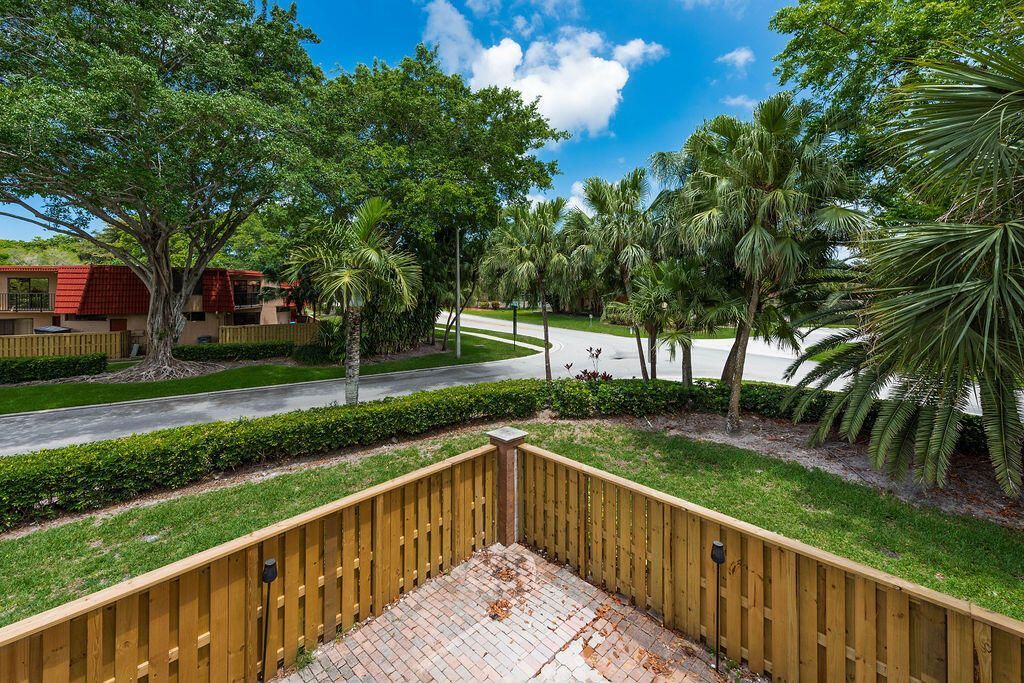 8050 Severn Drive, Unit C, Boca Raton, FL 33433 Photo