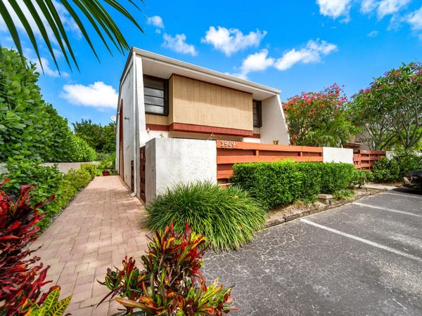 3909 Parkside Lane, Unit 234, Hollywood, FL 33021