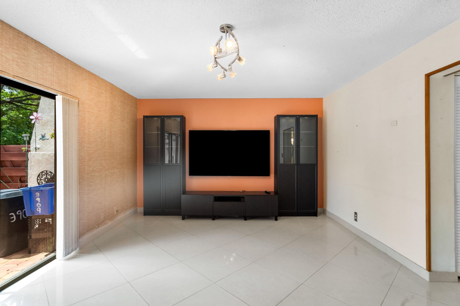 3909 Parkside Lane, Unit 234, Hollywood, FL 33021 Photo
